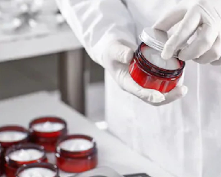 化粧品関連事業写真